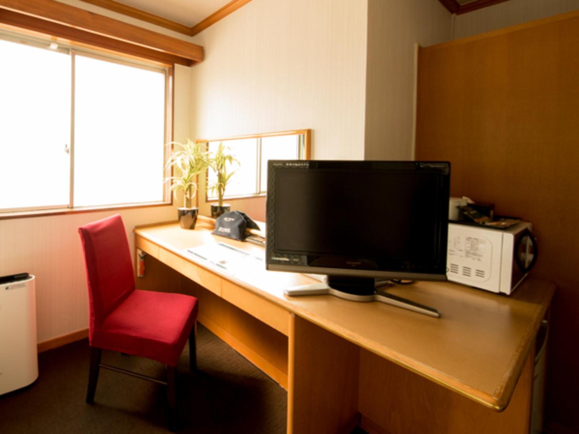 Hotel Livemax Budget Naha Tomarikou Екстериор снимка