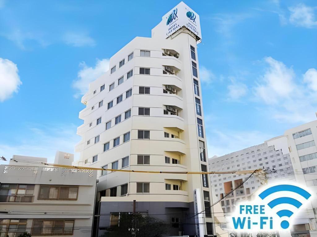 Hotel Livemax Budget Naha Tomarikou Екстериор снимка