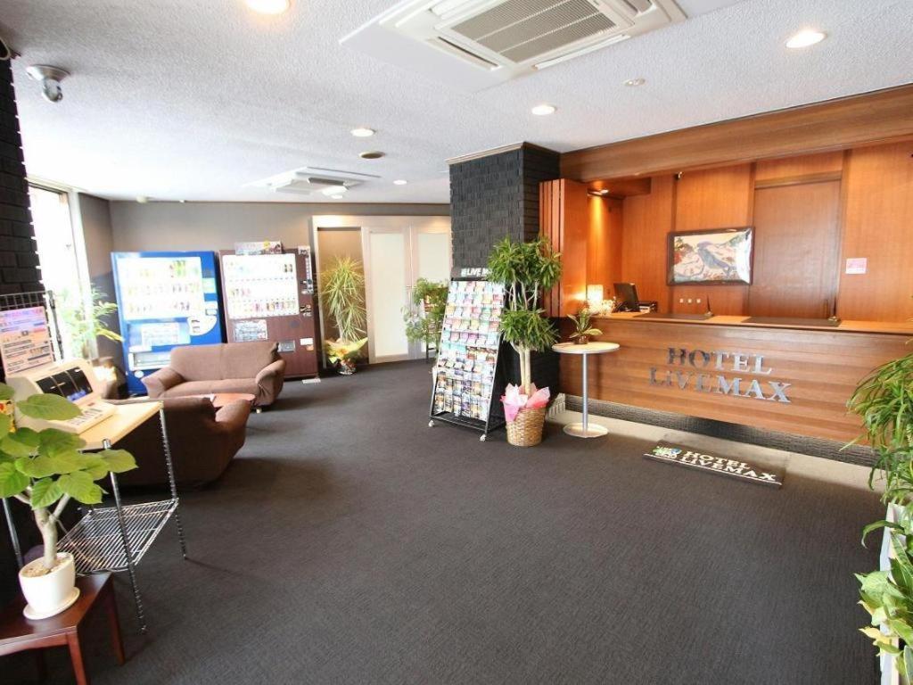 Hotel Livemax Budget Naha Tomarikou Екстериор снимка